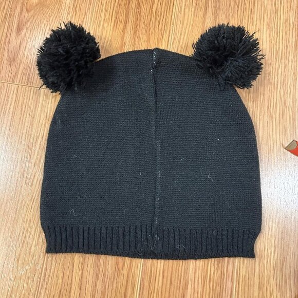 Cute Kitten Cat Face Black White Pompom Beanie - Picture 2 of 3